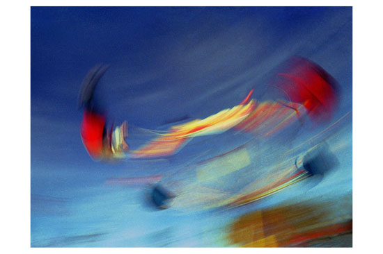 Ricardo Martiniuk - Sillas Voladoras  II